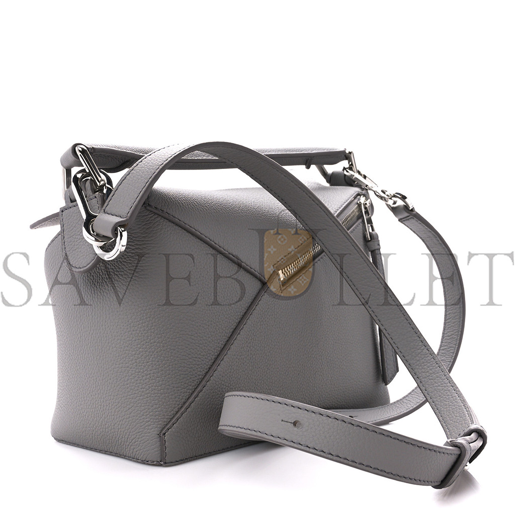 LOEWE SOFT GRAINED CALFSKIN SMALL PUZZLE EDGE BAG PEARL GREY (24*16.5*10.5cm)